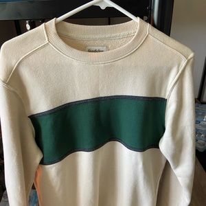 Good fellow men’s swetaer,beige color. Size small.